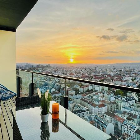 Triiiple Level 31 - Sonnenwohnen Apartment Mit Fantastischem Ausblick Und Parkplatz Wien Eksteriør billede